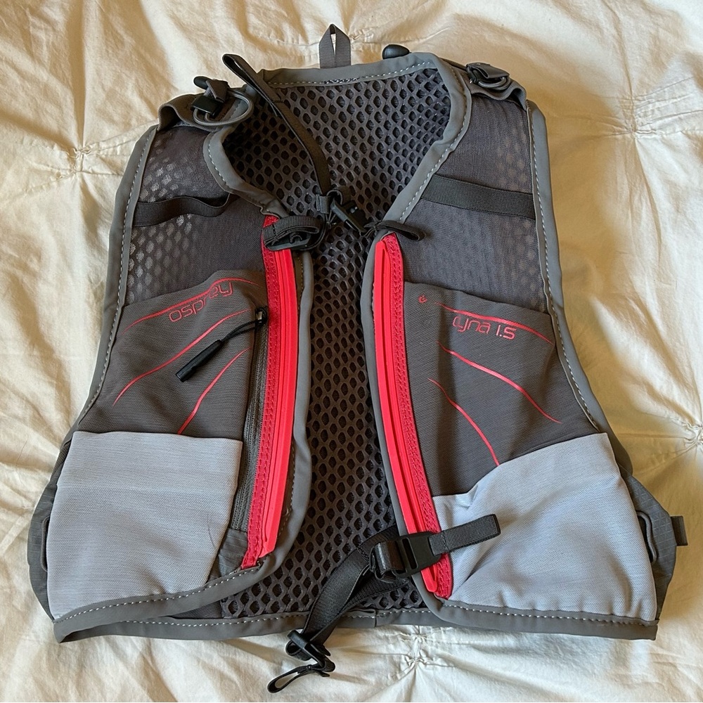 Osprey Dyna 1.5, trail running pack.  Used once.